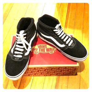 Vans Ward High Top Sk8 Shoe (Mens9)